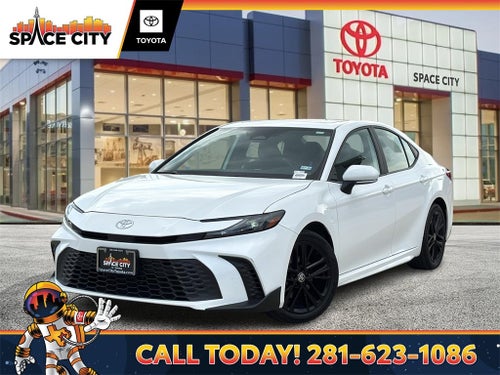 2025 Toyota CAMRY SE