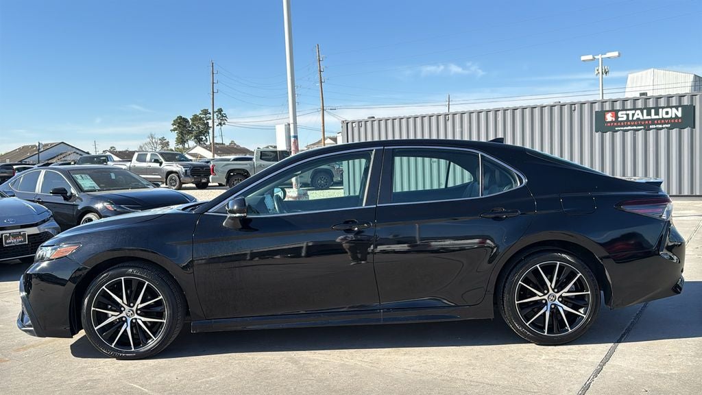 2024 Toyota CAMRY SE