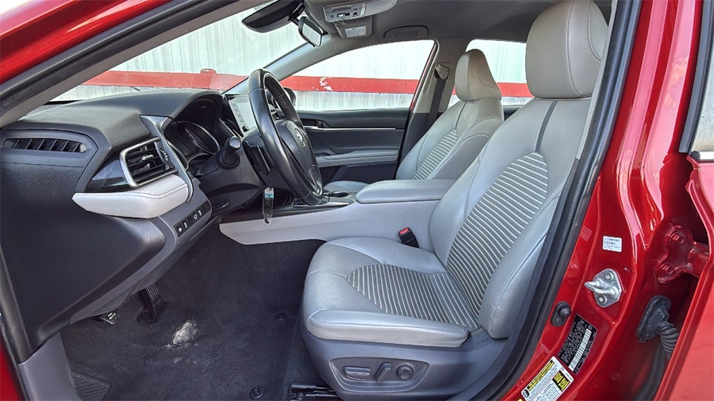 2021 Toyota CAMRY SE