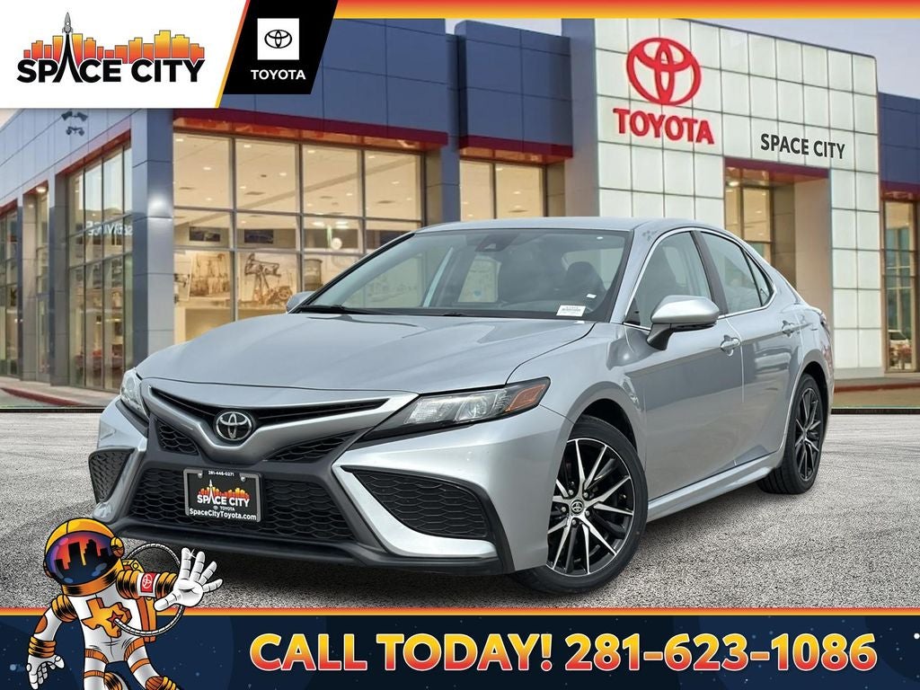 2024 Toyota CAMRY SE