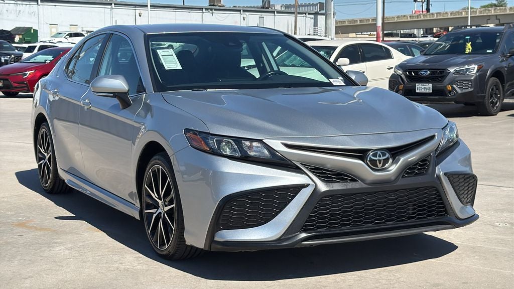 2023 Toyota CAMRY SE