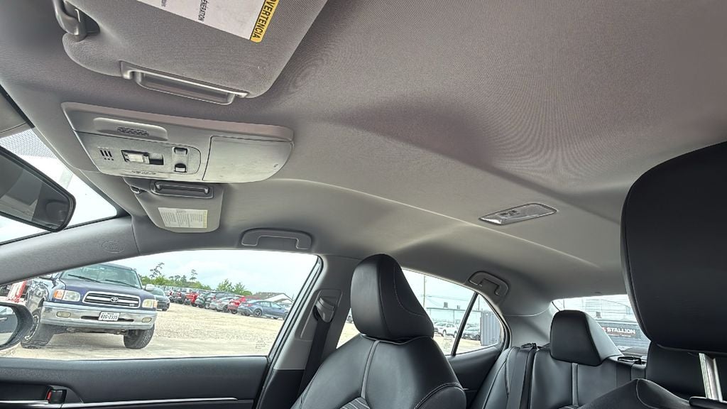 2022 Toyota CAMRY SE