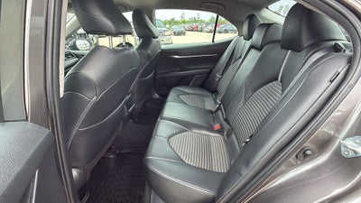 2022 Toyota CAMRY SE