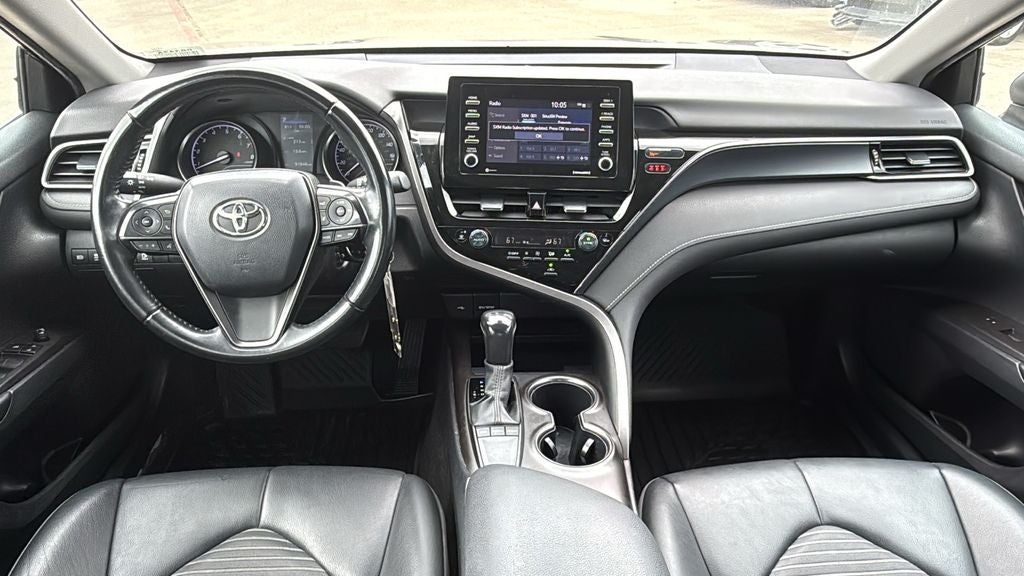 2022 Toyota CAMRY SE