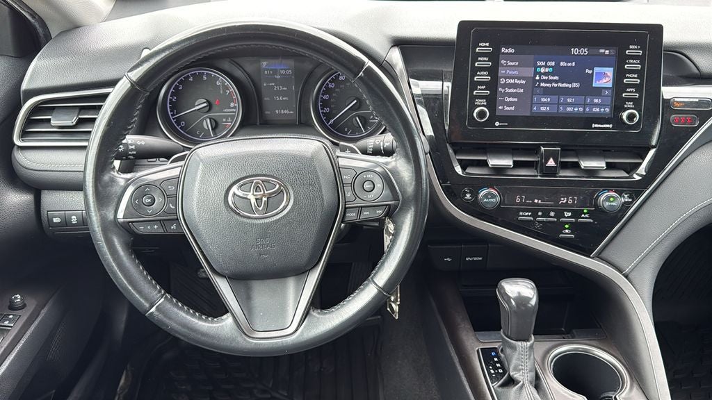 2022 Toyota CAMRY SE
