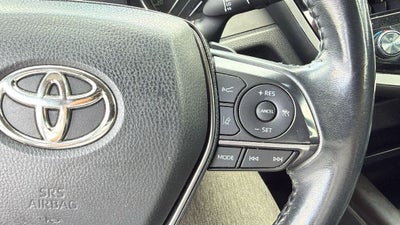 2022 Toyota CAMRY SE