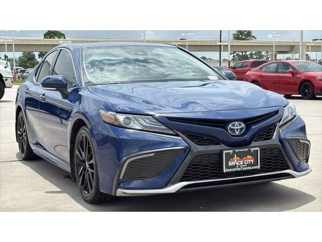 2024 Toyota Camry Hybrid XSE