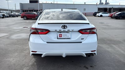 2024 Toyota CAMRY SE