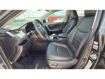 2025 Toyota RAV4 Hybrid XLE Premium