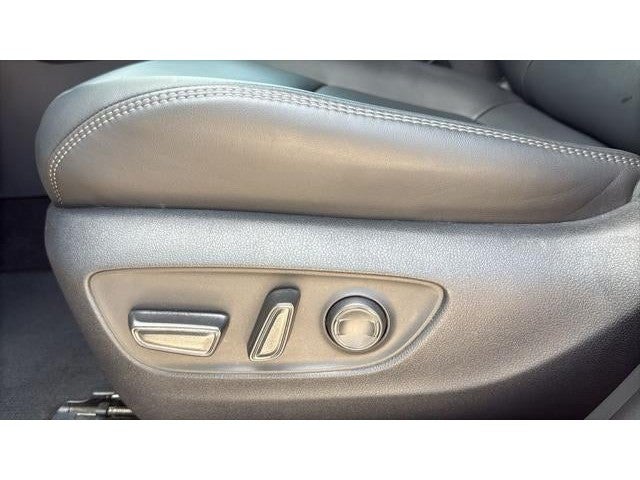 2025 Toyota RAV4 Hybrid XLE Premium