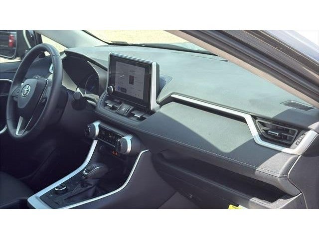 2025 Toyota RAV4 Hybrid XLE Premium