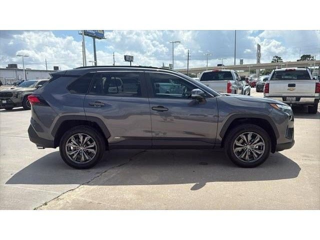 2025 Toyota RAV4 Hybrid XLE Premium