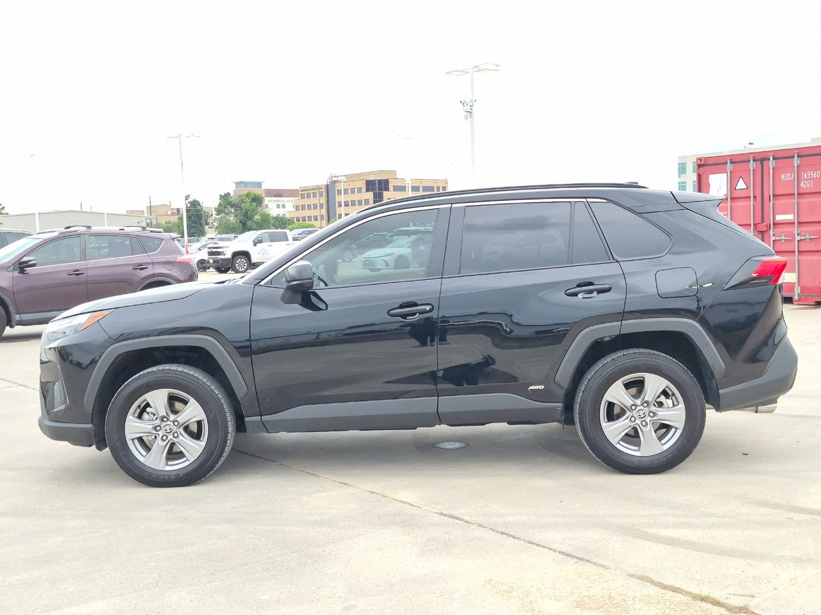 2025 Toyota RAV4 Hybrid LE