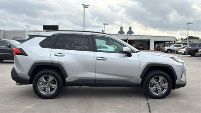 2024 Toyota RAV4 HYBRID LE