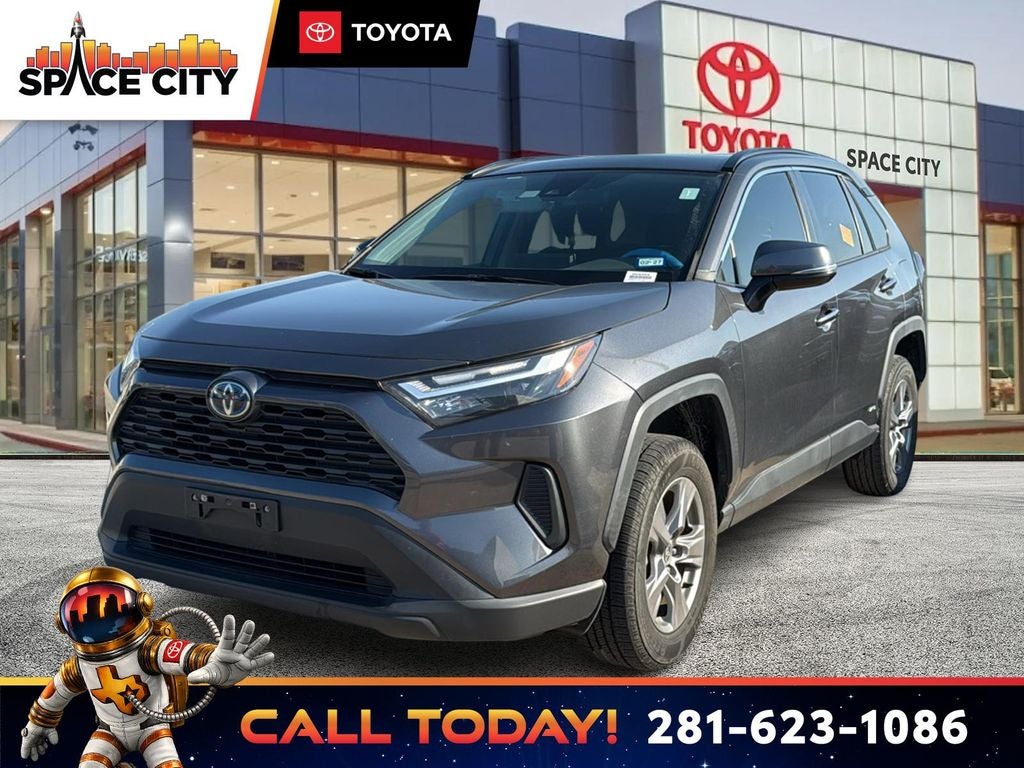 2022 Toyota RAV4 HYBRID XLE