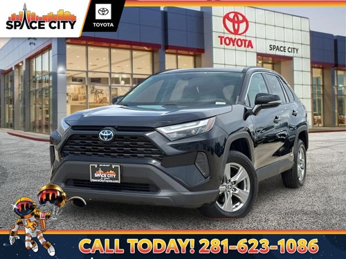 2022 Toyota RAV4 Hybrid XLE