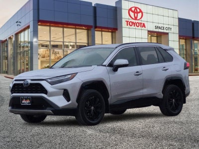 2022 Toyota RAV4 Hybrid SE