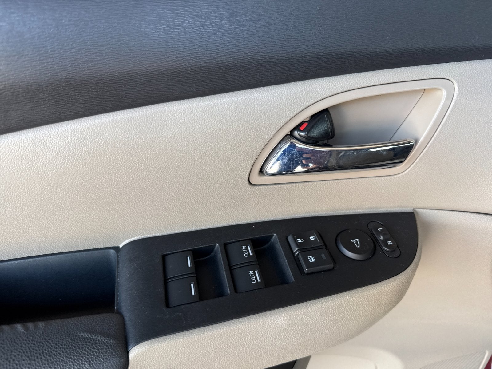 2016 Honda Odyssey EX-L w/Rear Entertainment System