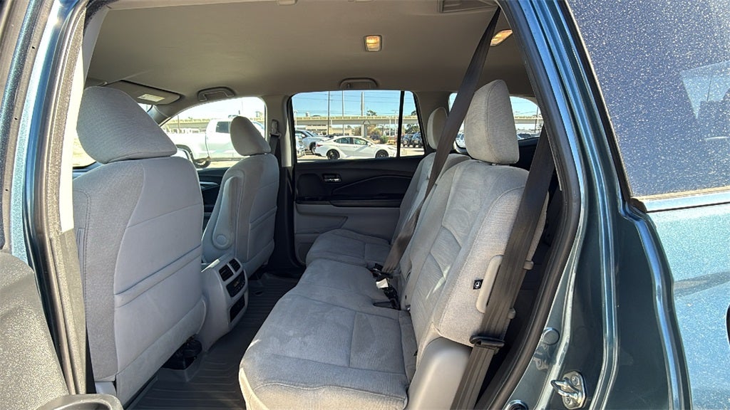 2017 Honda Pilot EX w/Honda Sensing