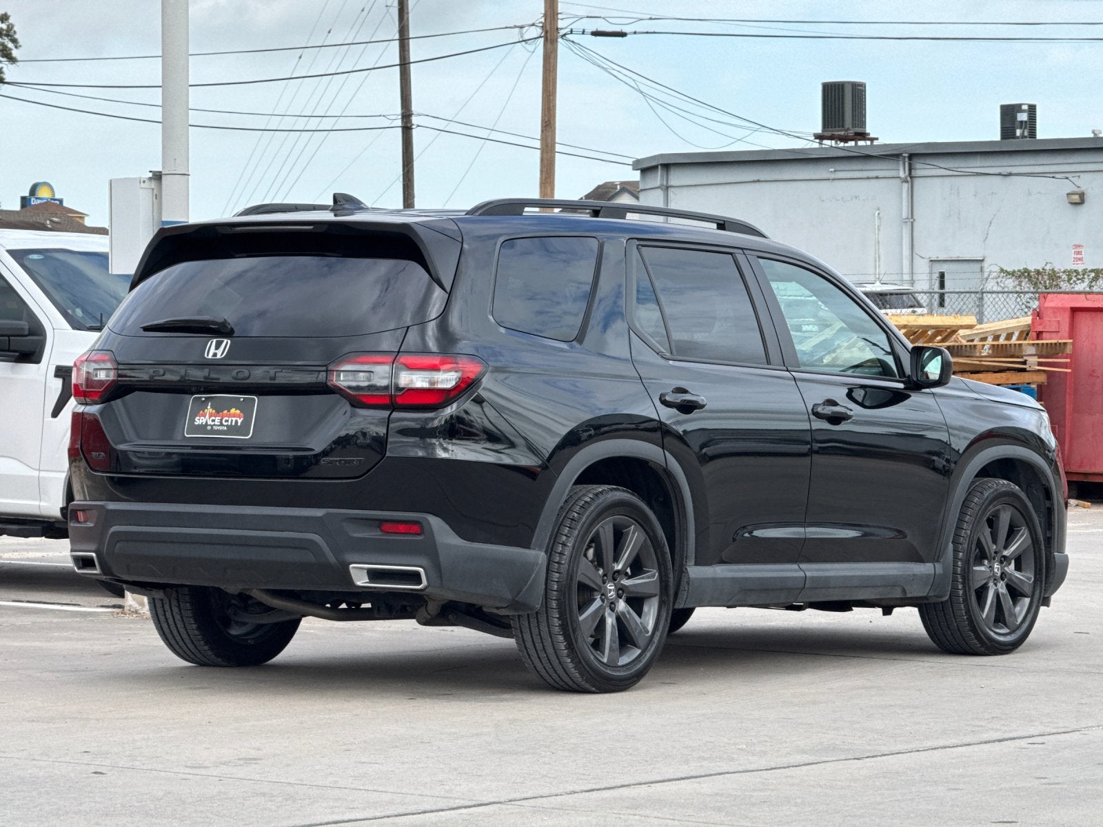 2025 Honda Pilot Sport