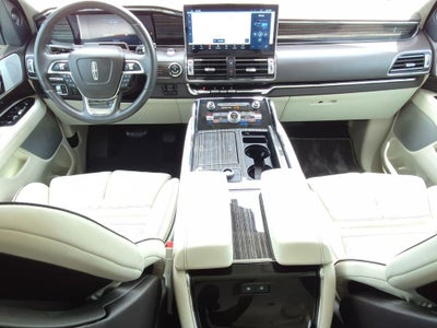 2022 Lincoln Navigator Black Label