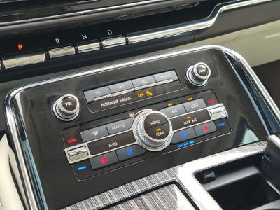 2022 Lincoln Navigator Black Label