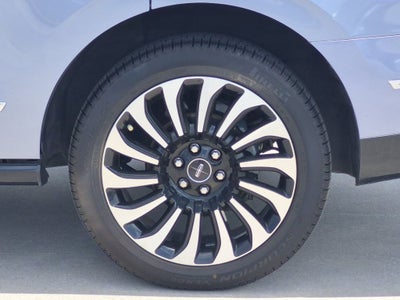 2022 Lincoln Navigator Black Label