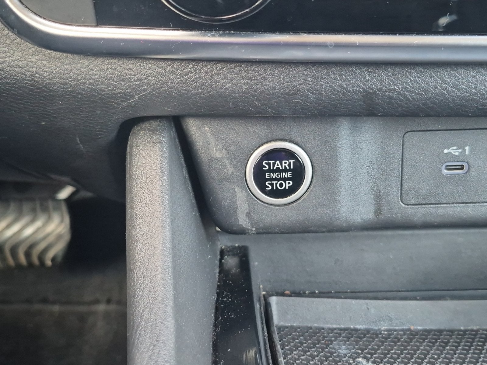 2022 Nissan Rogue S