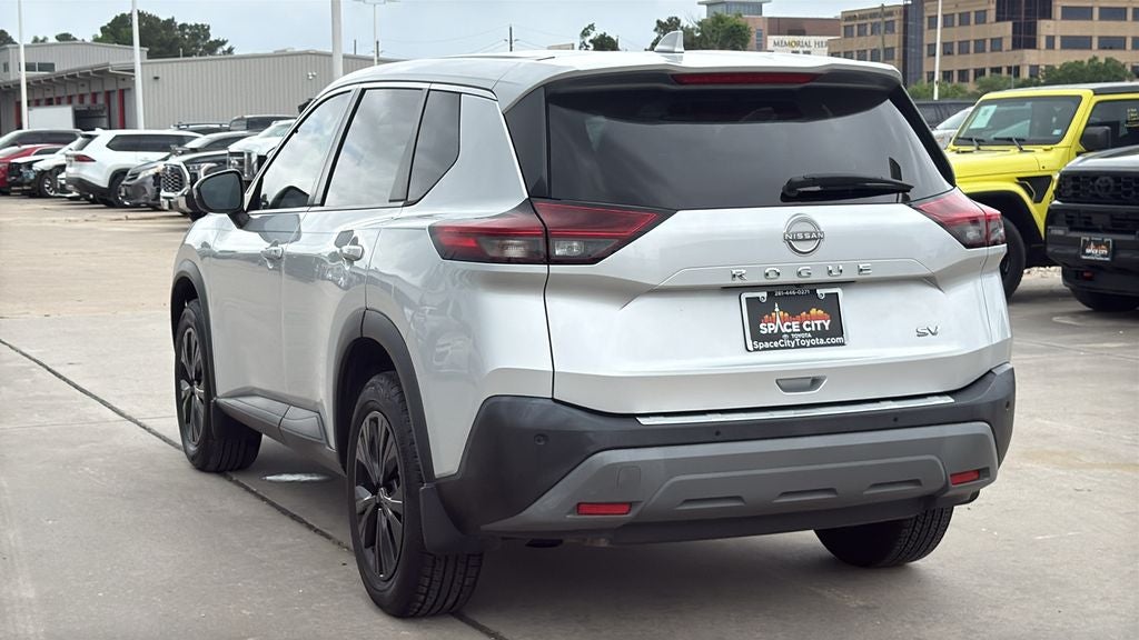 2022 Nissan Rogue SV