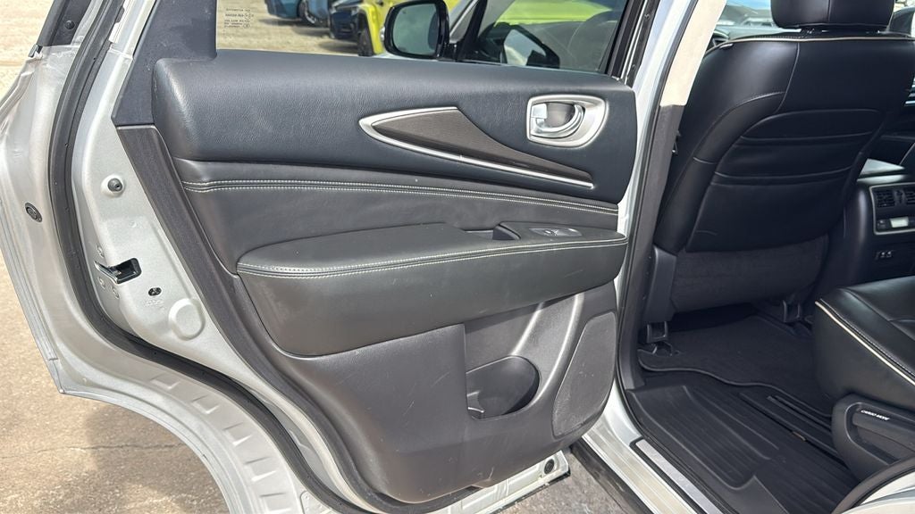 2019 INFINITI QX60 LUXE