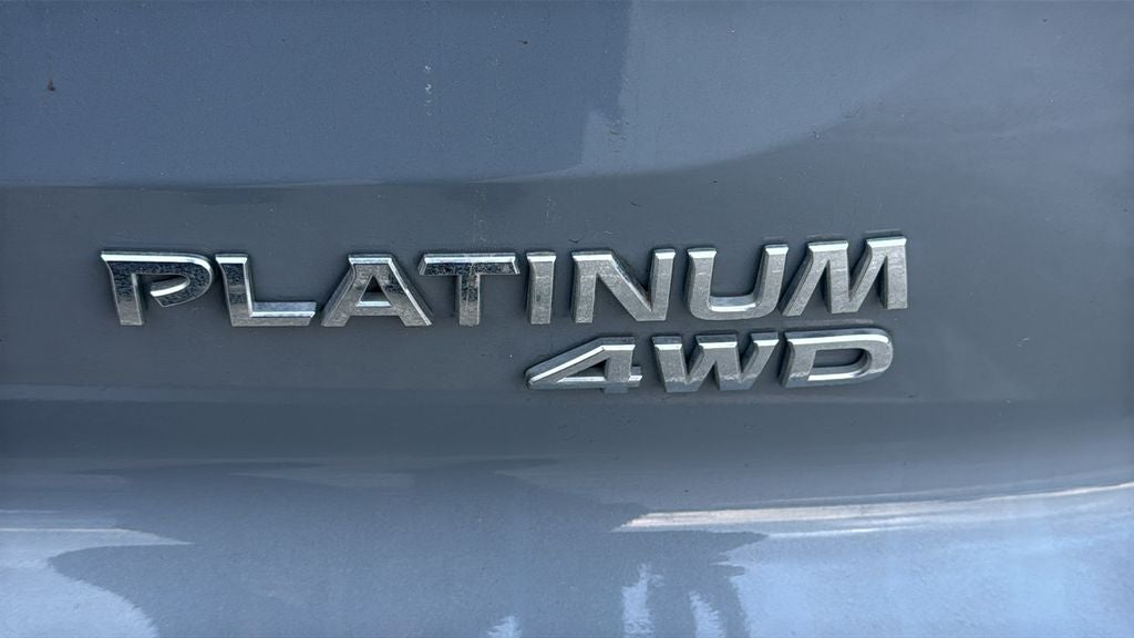 2025 Nissan Pathfinder Platinum