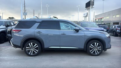 2025 Nissan Pathfinder Platinum
