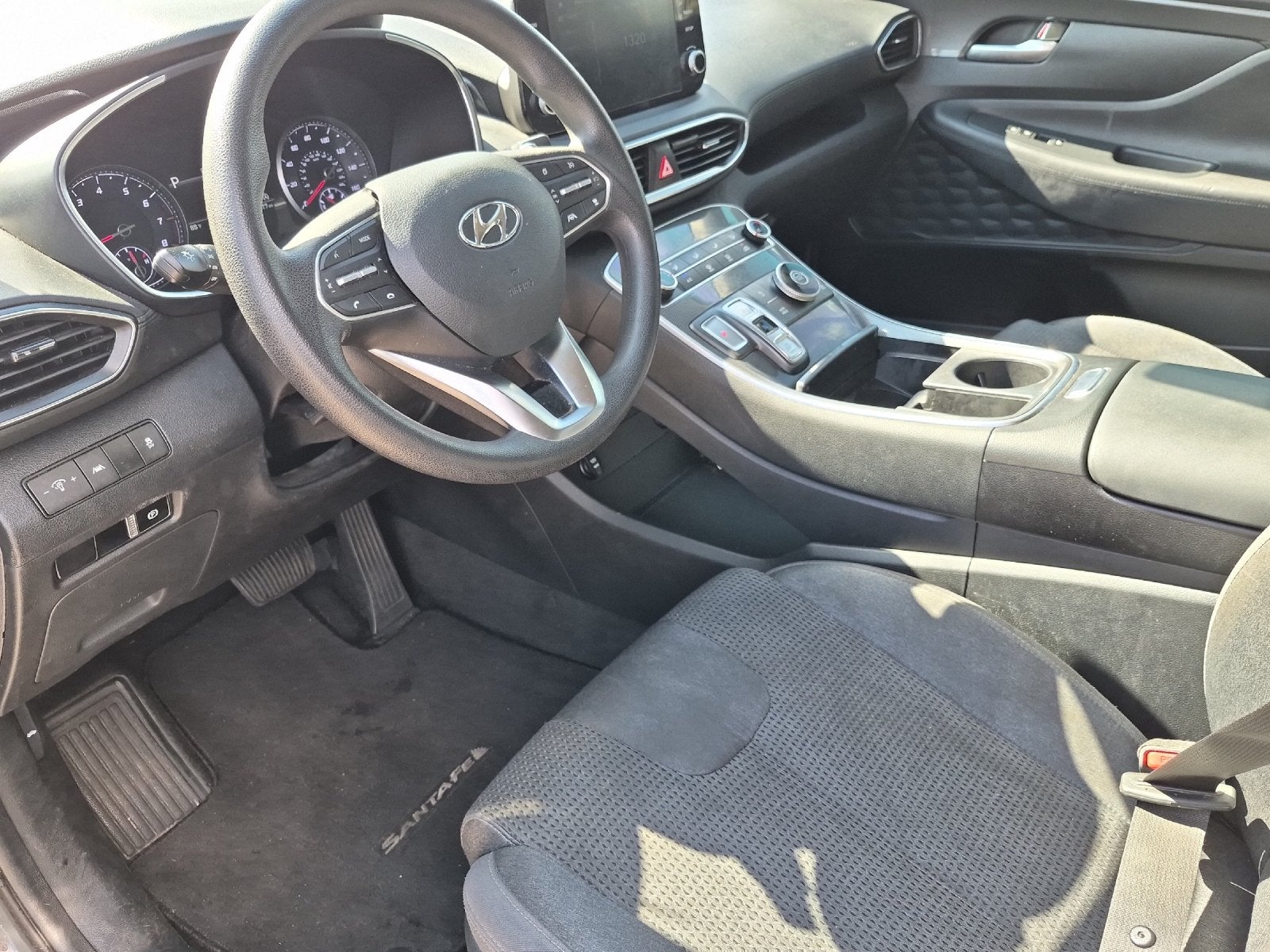 2022 Hyundai Santa Fe SE