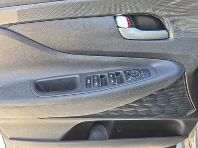 2022 Hyundai Santa Fe SE