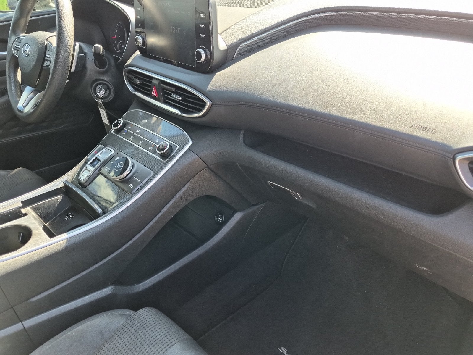 2022 Hyundai Santa Fe SE