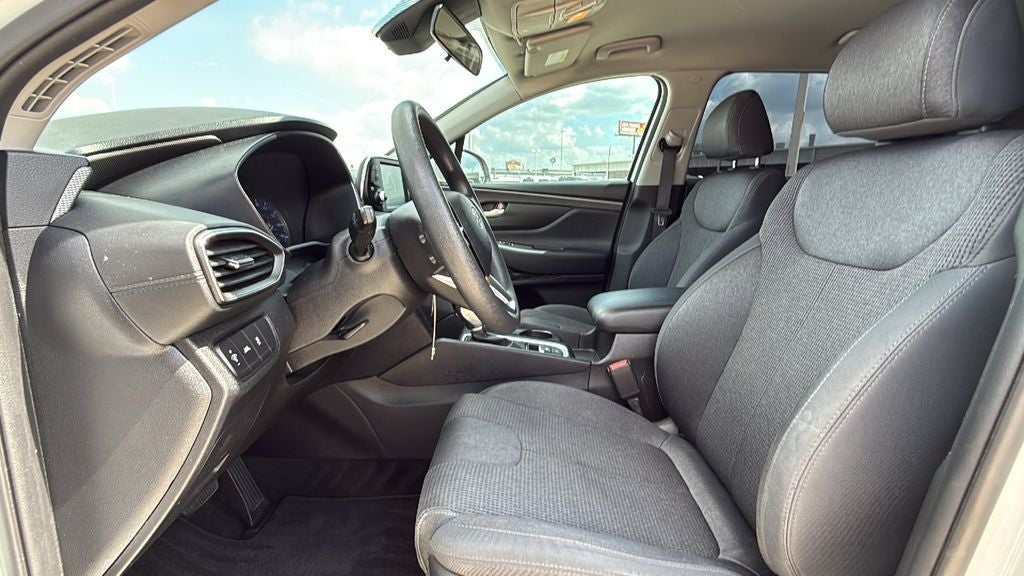 2020 Hyundai Santa Fe SE