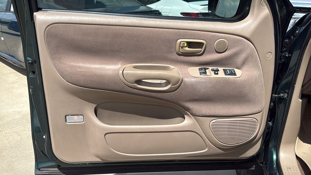 2001 Toyota TUNDRA SR5 SR5