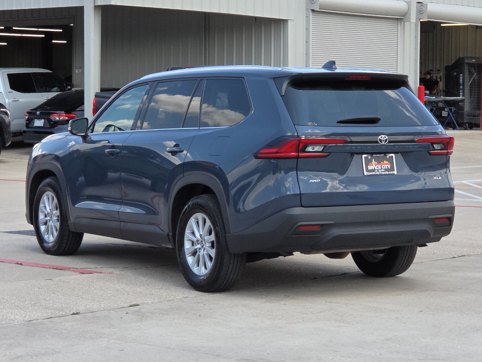 2025 Toyota Grand Highlander XLE