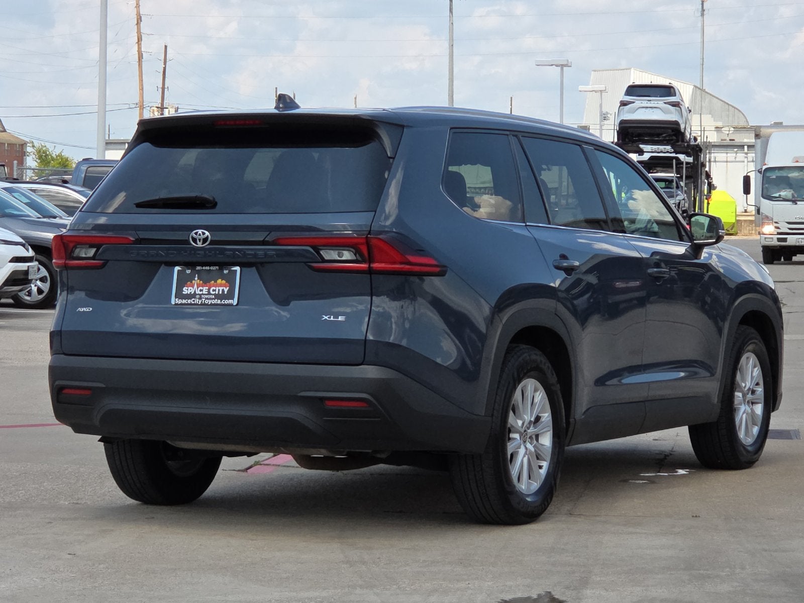 2025 Toyota Grand Highlander XLE