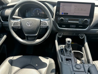 2025 Toyota Grand Highlander XLE
