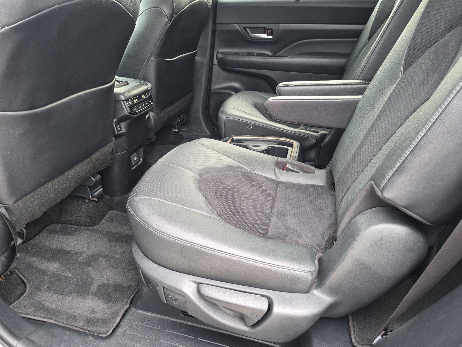 2024 Toyota Grand Highlander Hybrid MAX Limited