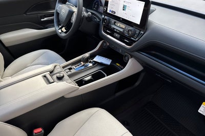 2026 Toyota Grand Highlander Hybrid MAX Platinum