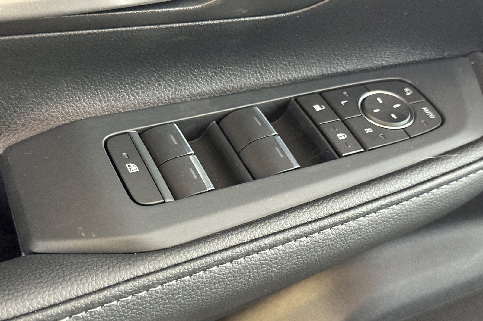 2026 Toyota Highlander MAX Platinum
