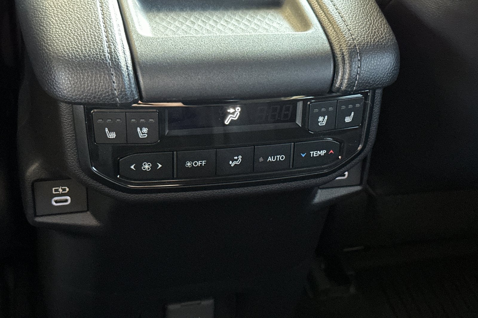 2026 Toyota Highlander MAX Platinum