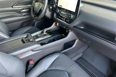 2026 Toyota Highlander MAX Platinum