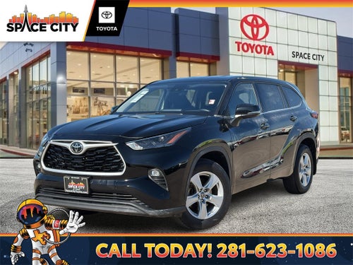 2022 Toyota HIGHLANDER LE