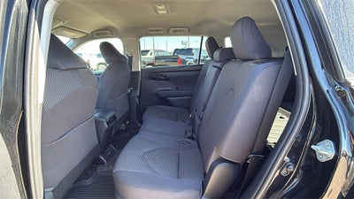 2022 Toyota HIGHLANDER LE