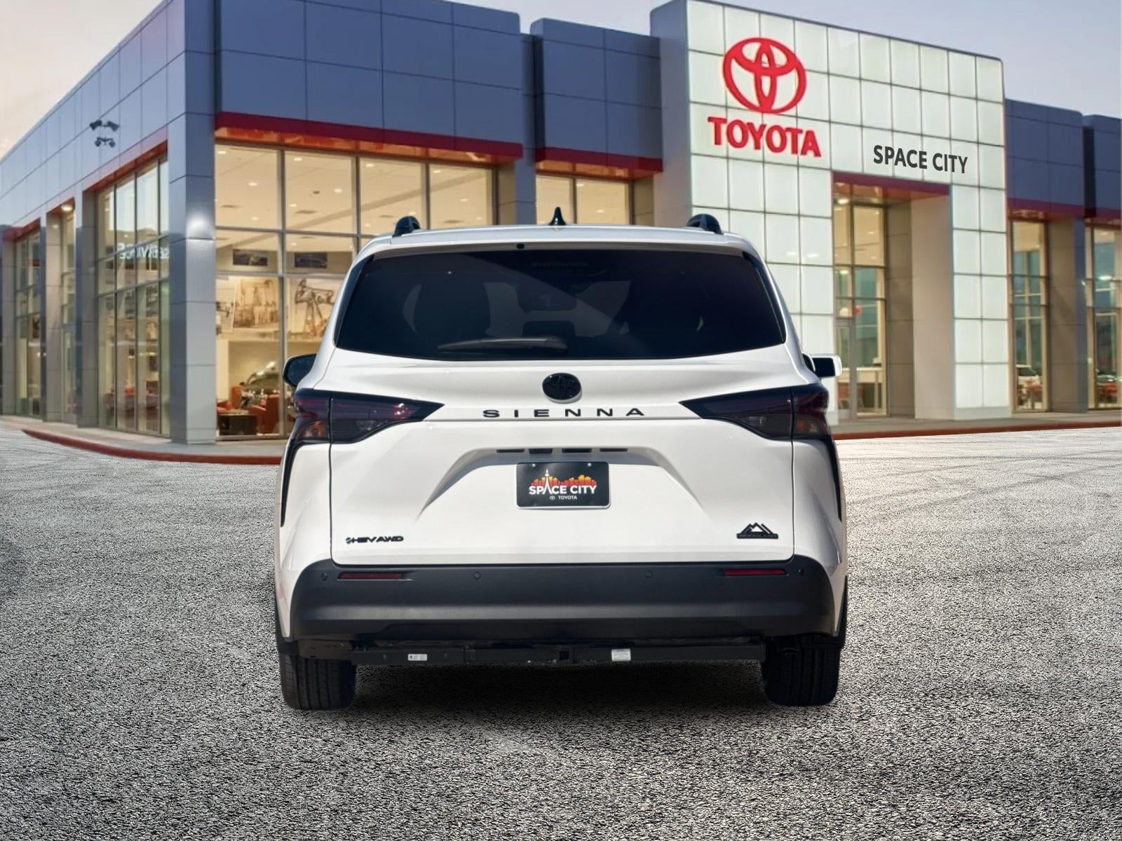 2026 Toyota Sienna Woodland Edition