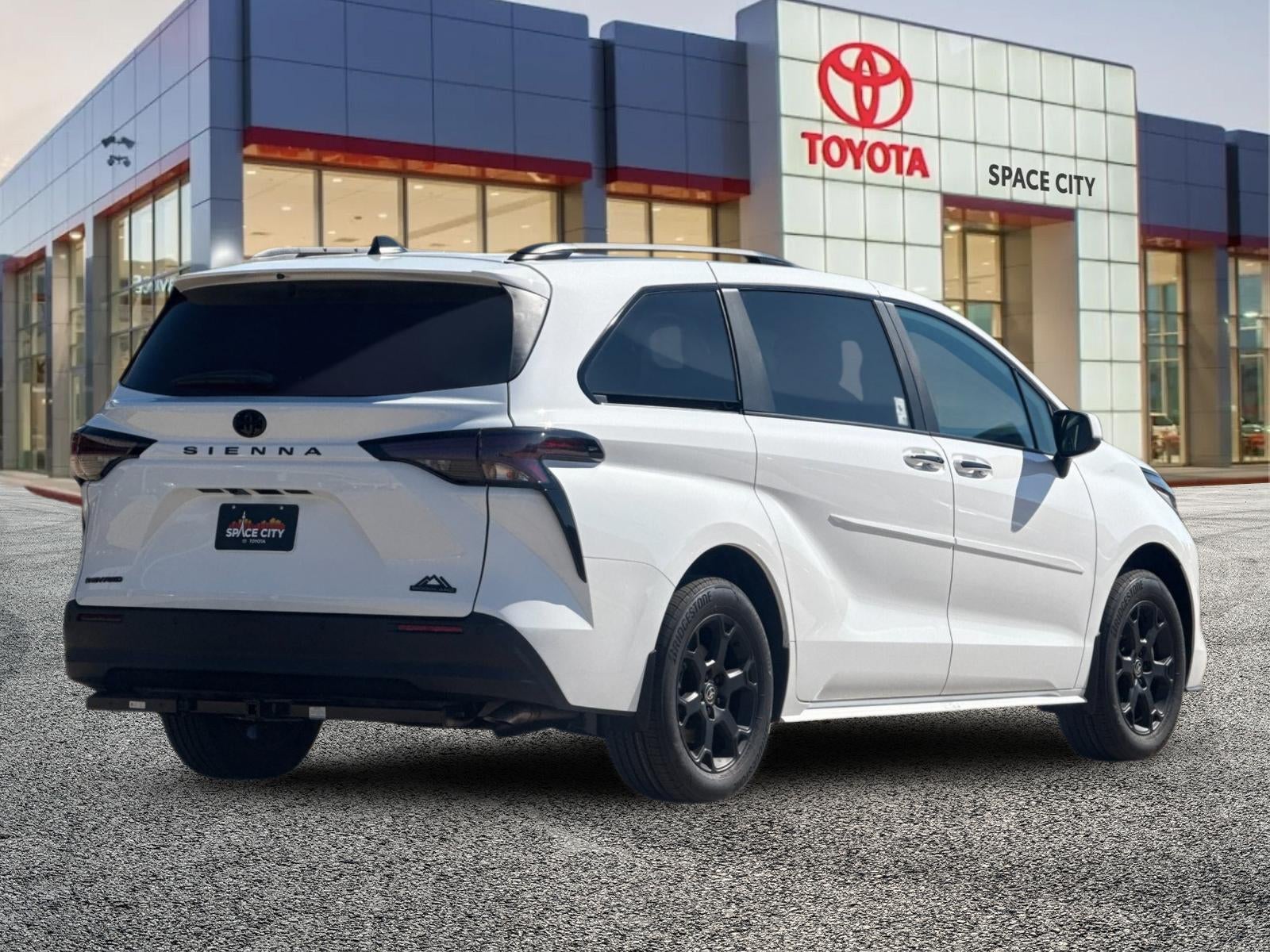 2026 Toyota Sienna Woodland Edition