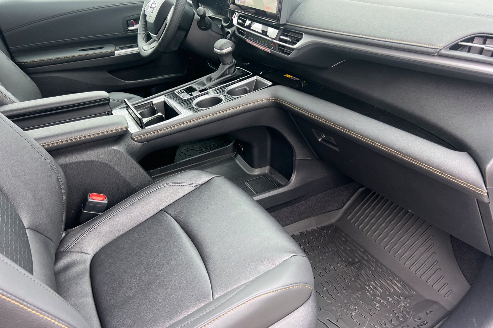 2026 Toyota Sienna Woodland Edition
